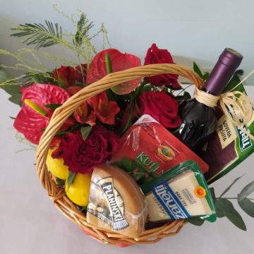 The basket contains red Vranac wine.